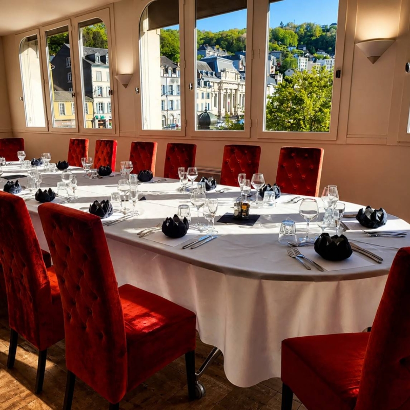 Salle de réunion - La Taverne Du Sommelier - restaurant TULLE - Salle de réunion Tulle - Salle Reunion Tulle - Salle séminaire Tulle - Location salle Tulle - Teambuilding Tulle - Restaurant avec Terrasse Tulle